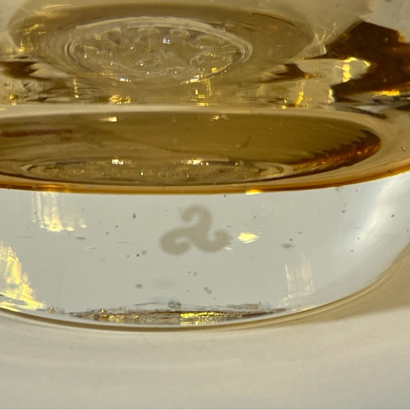 Two Glassy Baby Stay Gold Votive Holders - Picture 15 of 16